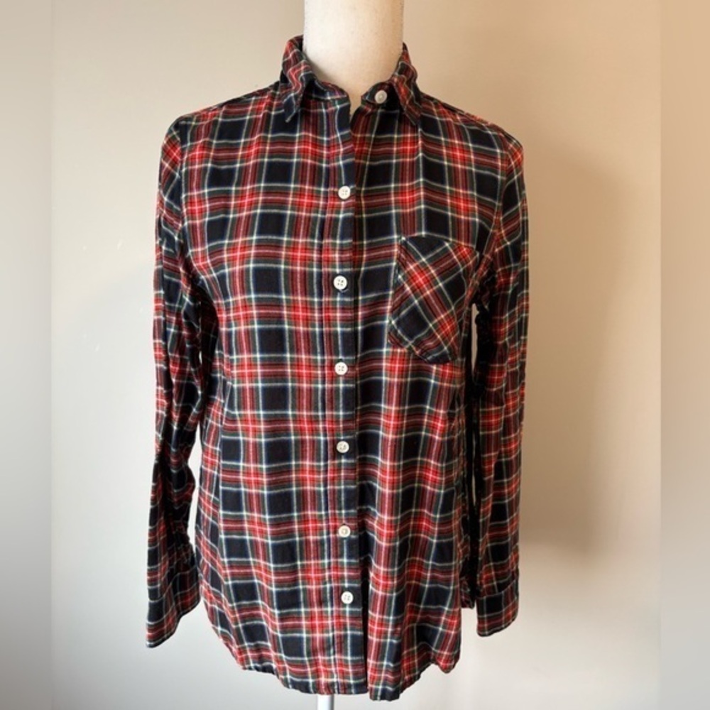 Old Navy Classic Fit Flannel Button-Down Cotton– Size XS